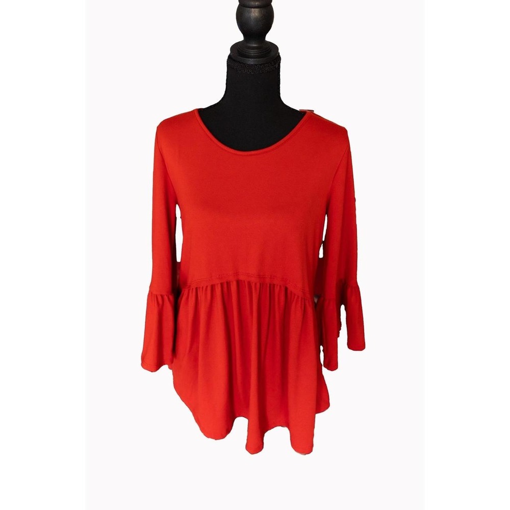 Entro red babydoll top flowy sillhouette